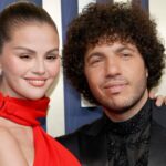 selena-gomez-2-150x150 Benny Blanco faz homenagem fofa a Selena Gomez em aliança de casamento; saiba qual