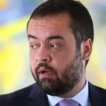 claudio-castro-defende-linha-dura-contra-criminosos-no-rio-de-janeiro-18371_800x450-960x540-1-960x540-1-150x150 Governo Cláudio Castro foi à Justiça para liberar refinaria suspeita de ligação com o tráfico