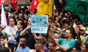 Neoliberalismo-fim-escala-6x1-1-300x179 Perus On-line