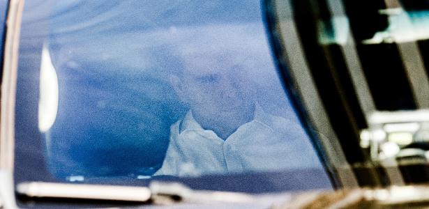 16abr2026-o-ex-presidente-do-brb-banco-de-brasilia-paulo-henrique-costa-e-preso-pela-pf-policia-federal-saindo-de-seu-apartamento-no-noroeste-em-brasilia-1776467948547_v2_615x300 Perus On-line